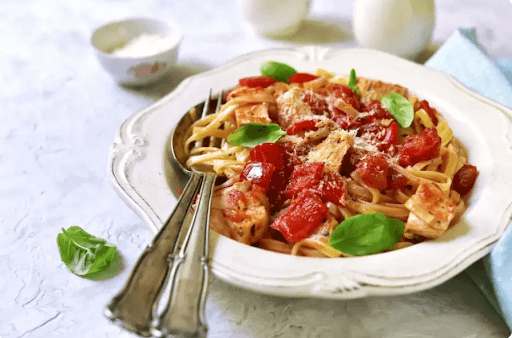<p>Roasted Pepper Sauce Cheese Pasta</p>
Image